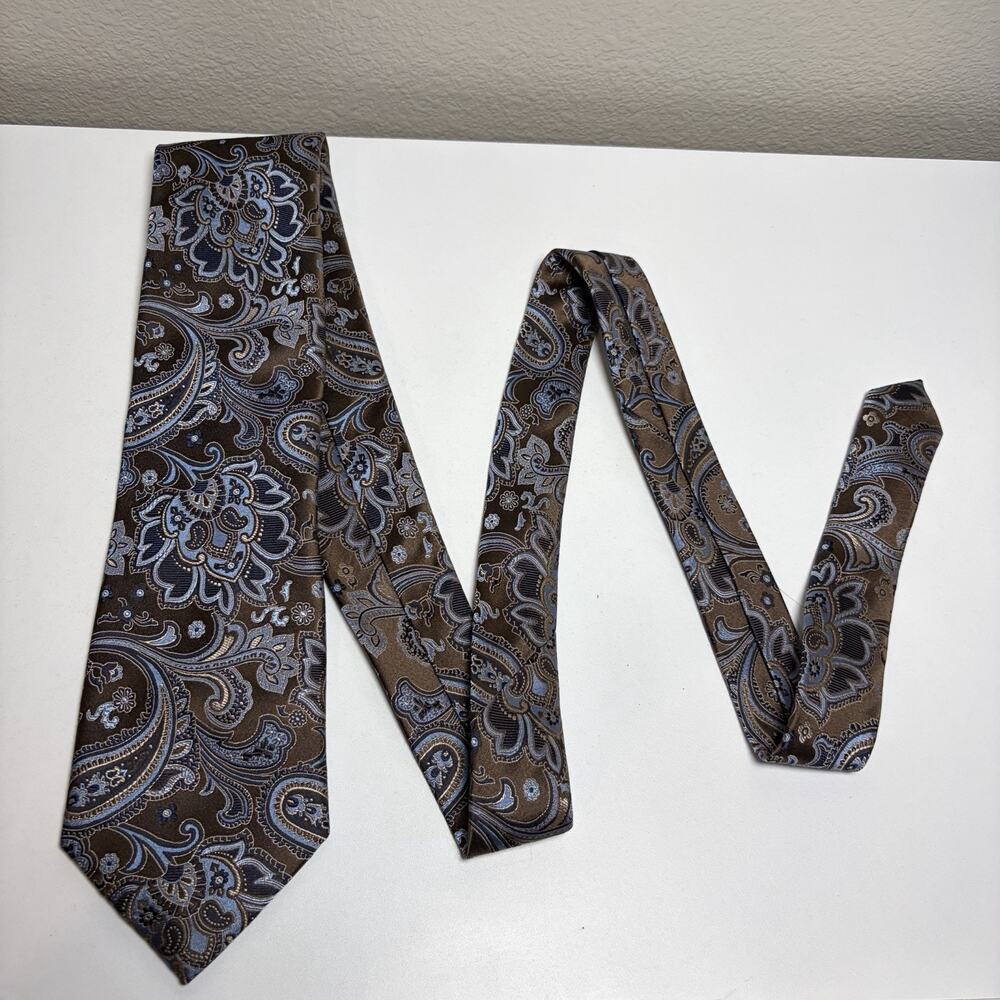 Donald J. Trump Signature Collection Brown / Blue Paisley Silk GOLD BAR Neck Tie